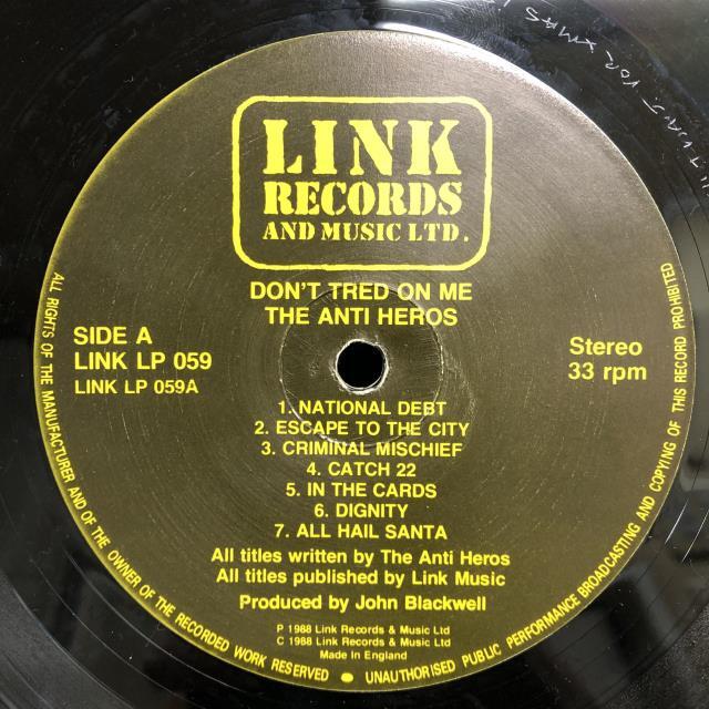 ANTI-HEROS / DON'T TREAD ON ME 3