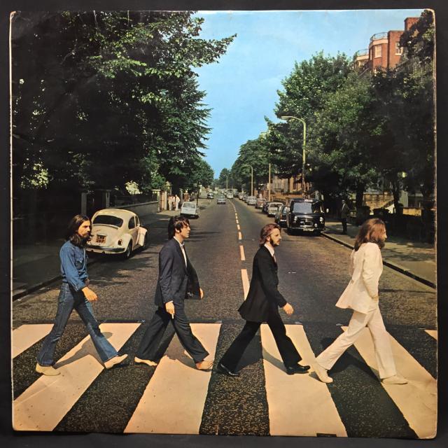 【中古】 ビートルズ2版 中古】10/28(火) <<THE BEATLES>> ～ビートルズの英初版からヨーロッパ
