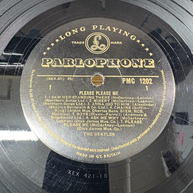 本日の一枚】ビートルズ・レアリティー② ～ 定番にして究極、 赤＆金