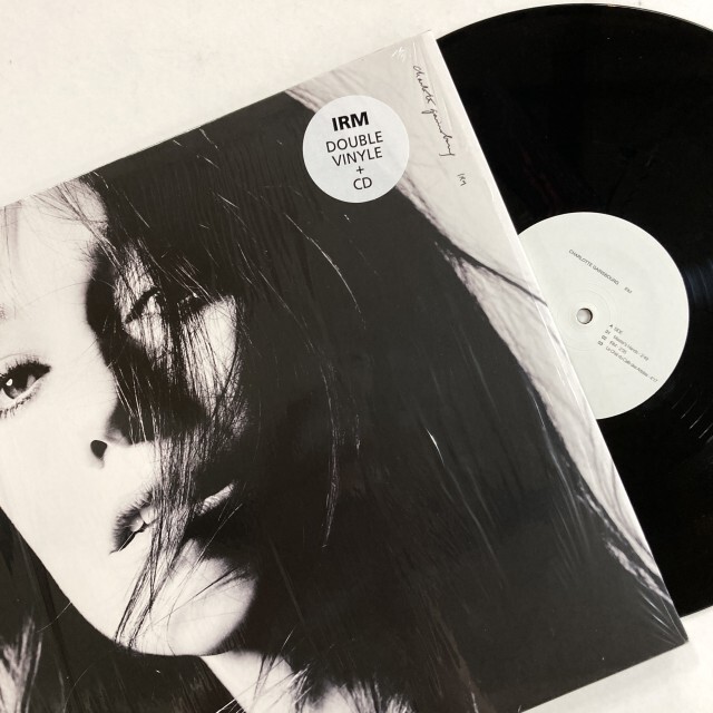 本日の新着レコード】ブラジルの人気オリジナル盤から新録系を含む当店