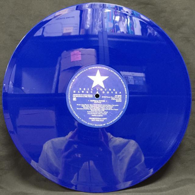 Neil Young レコード NEIL YOUNG / Comes A Time (LP) / Reprise | WAXPEND RECORDS