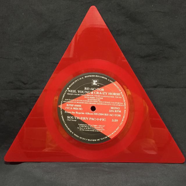 【シュリンク付】レコードLP/Neil Young / DECADE シュリンク付】レコードLP/Neil Young / DECADE Amazon.com: Decade