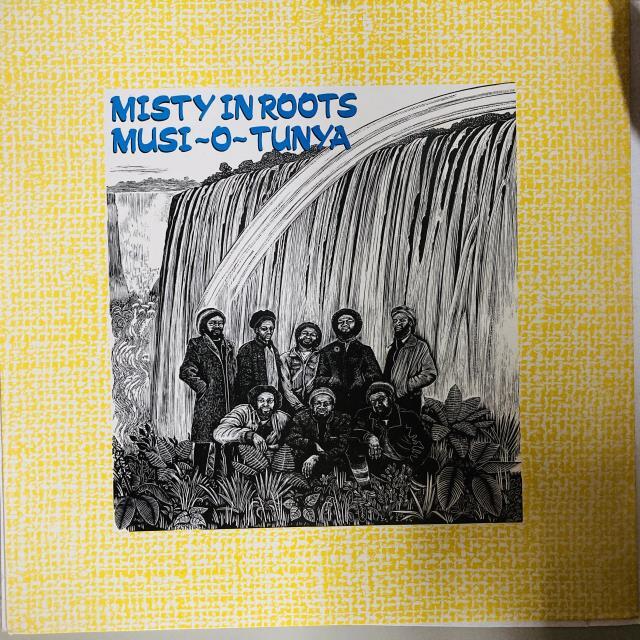 MISTY IN ROOTS / MUSI-O-TUNYA