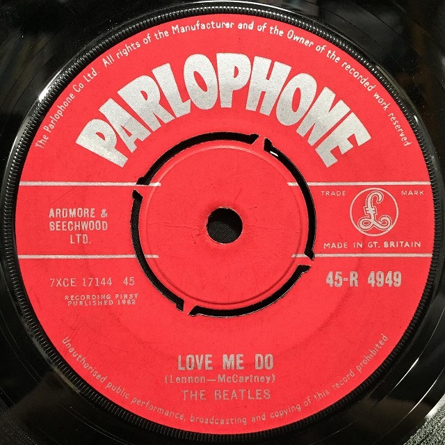 THE BEATLES ピクチャーレコード　UKオリジナル　台紙＋アウター付き！ 29U0512919969.jpg
